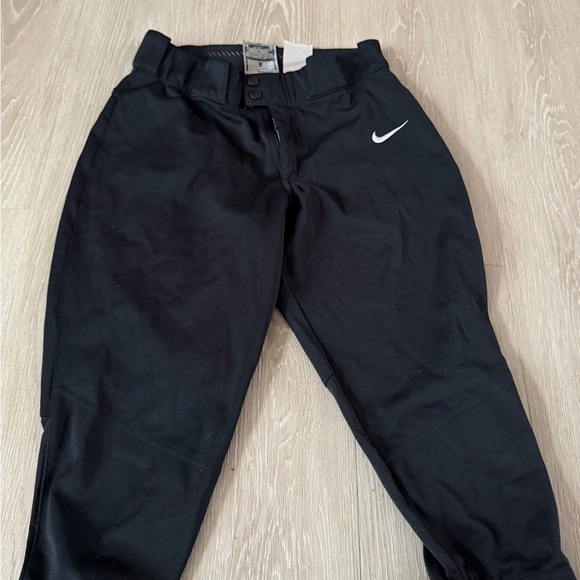 Nike Black Sports Trousers - Picture 5 of 6